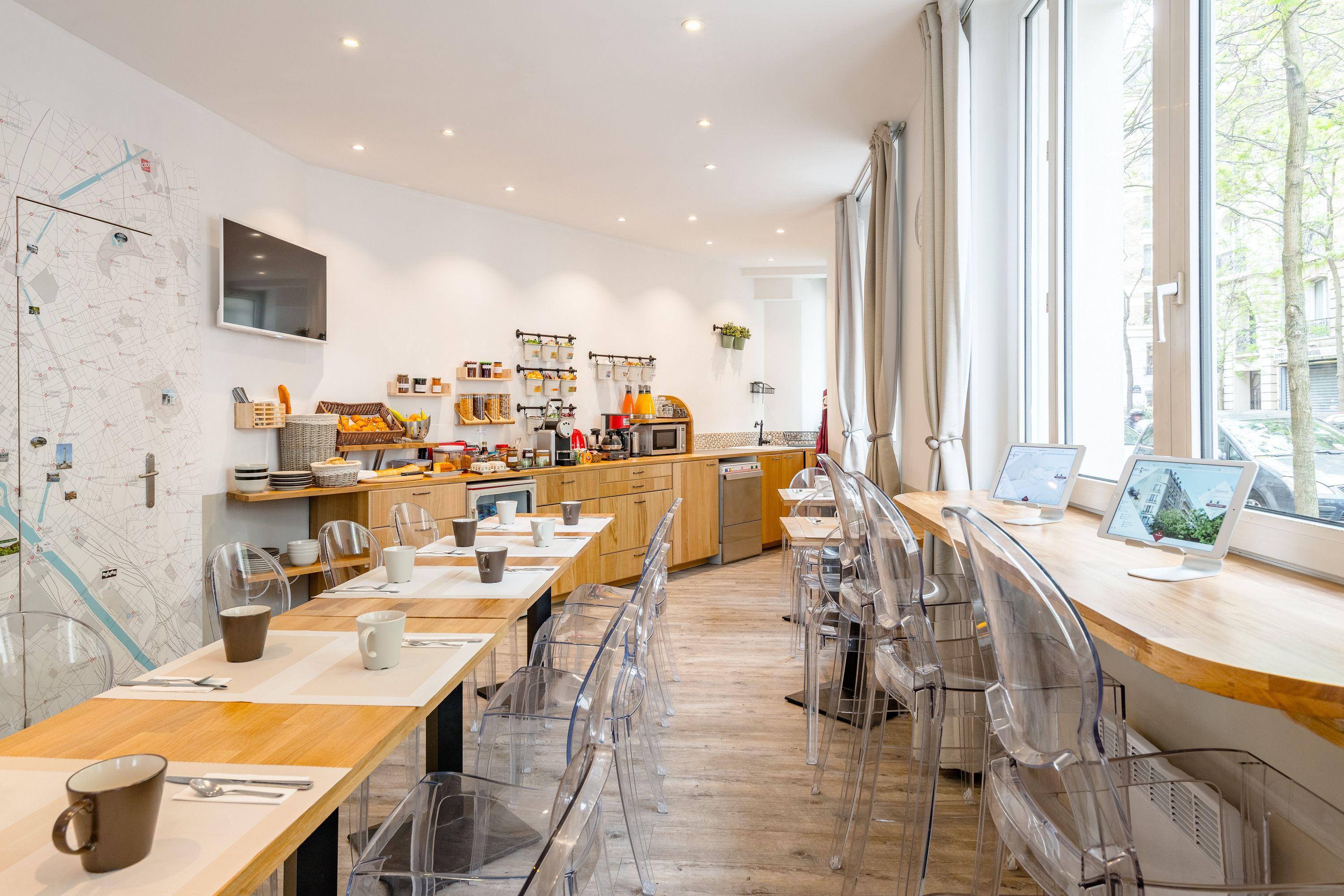 Korner Eiffel Parigi