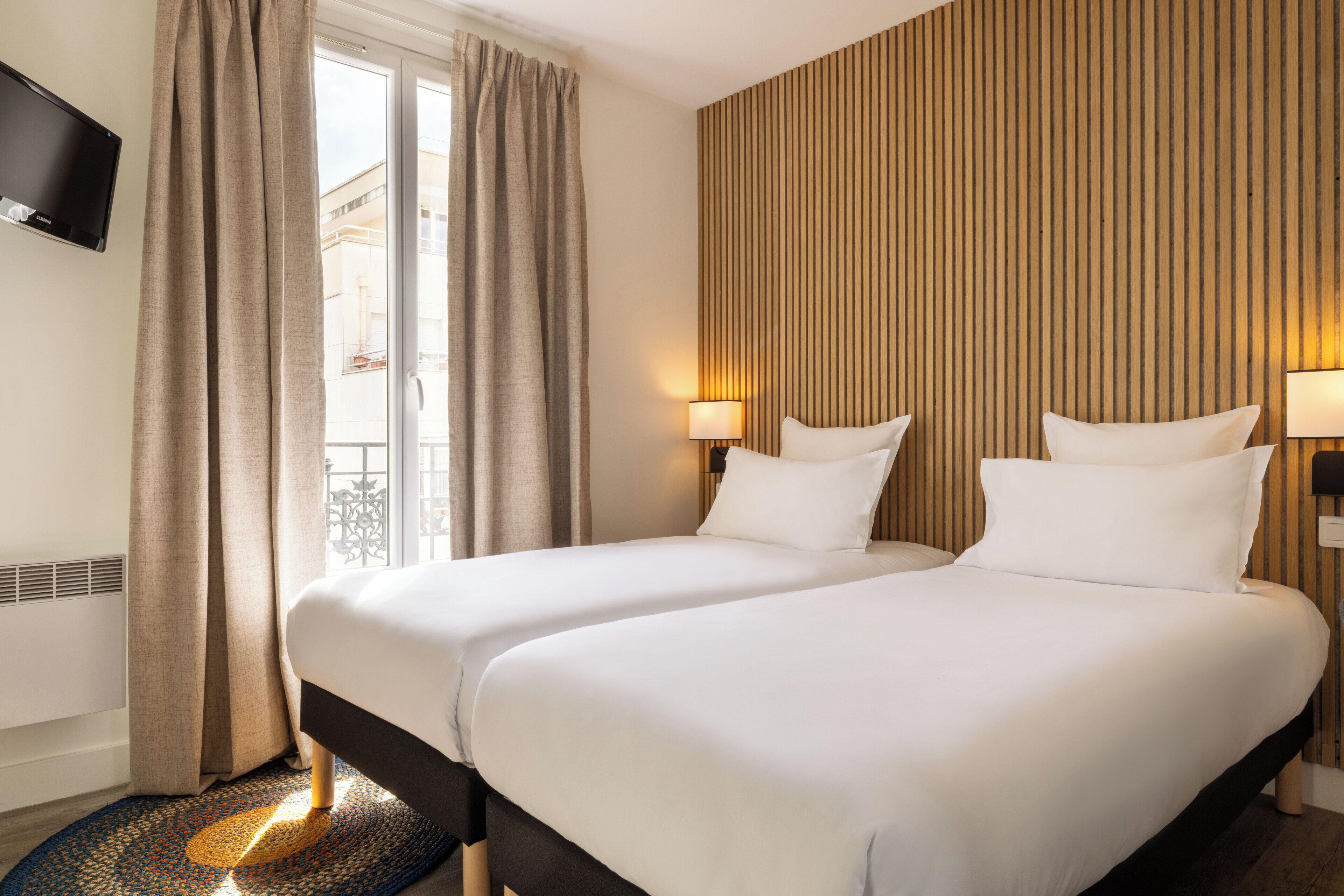 Korner Eiffel Hotel 3*