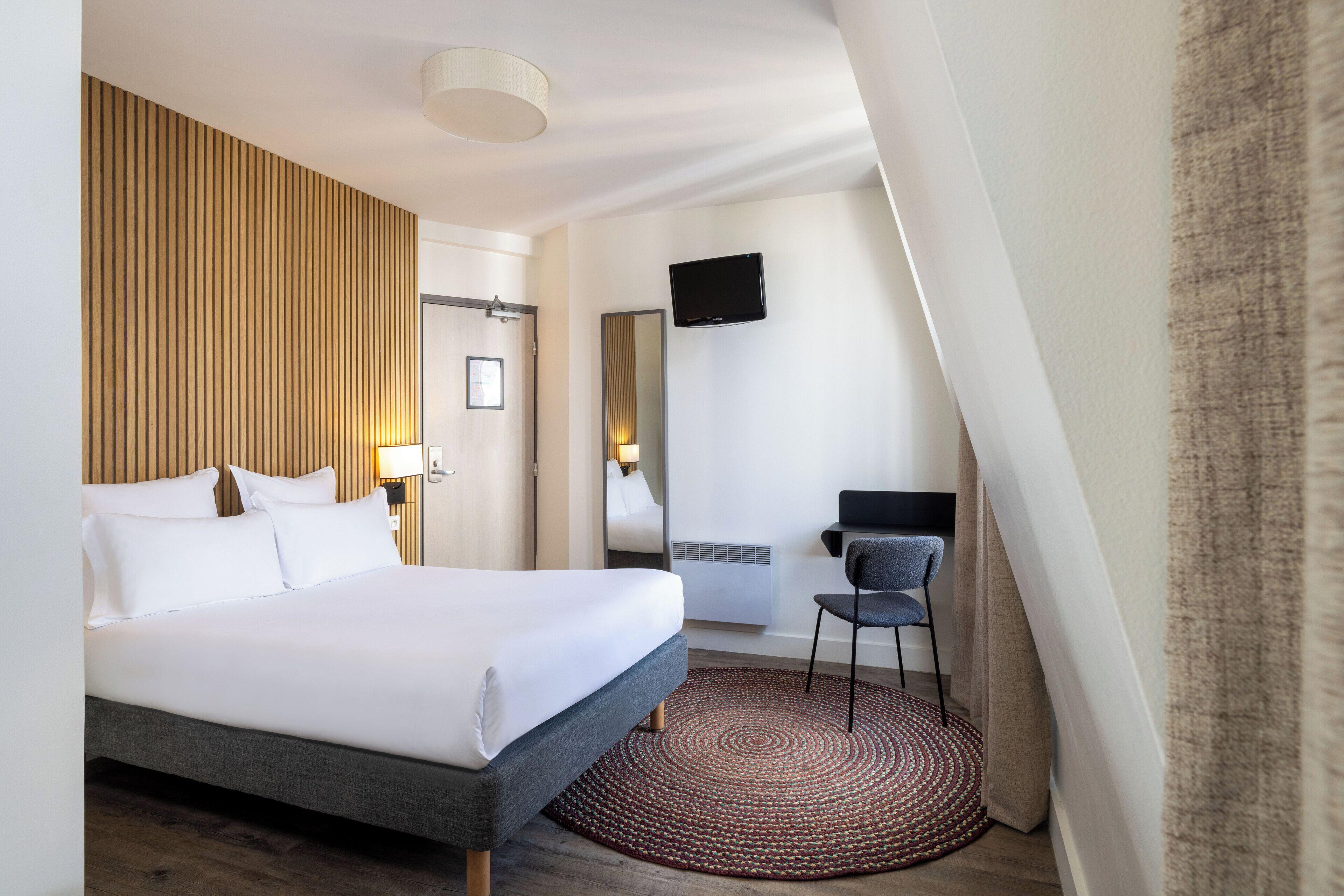 Korner Eiffel Hotel
